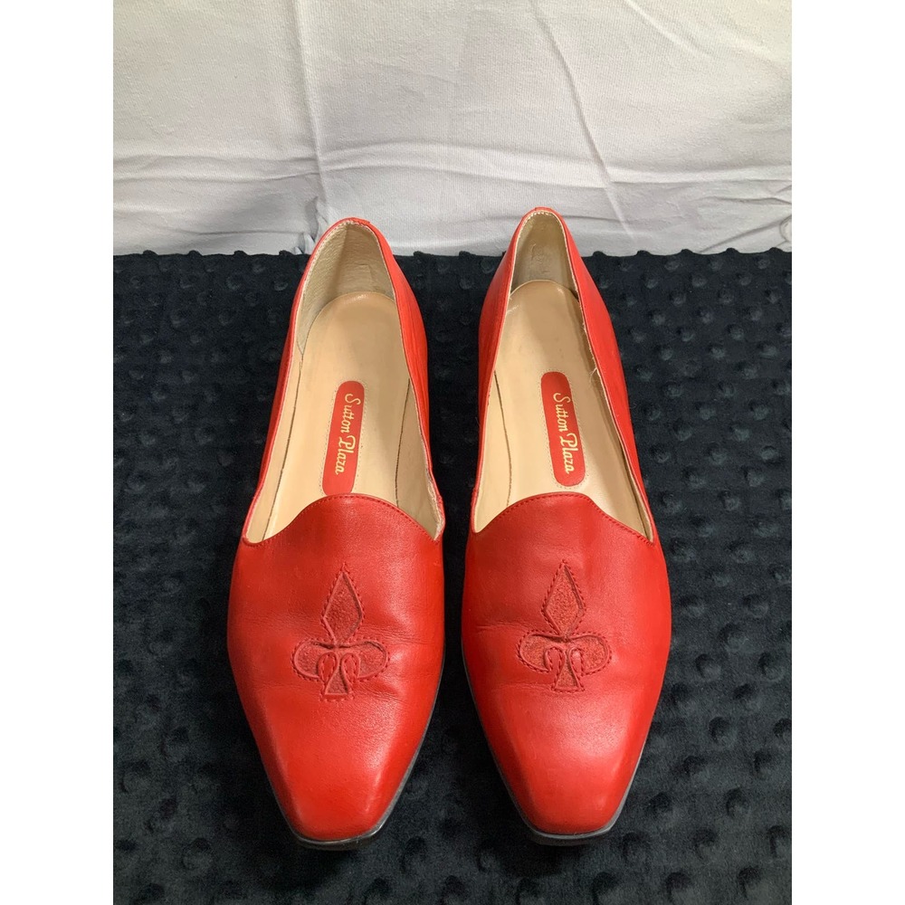 Sutton Plaza Danielle Leather slip on Size 9